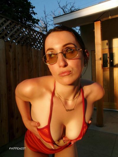 Harley Quinn Smith Tits